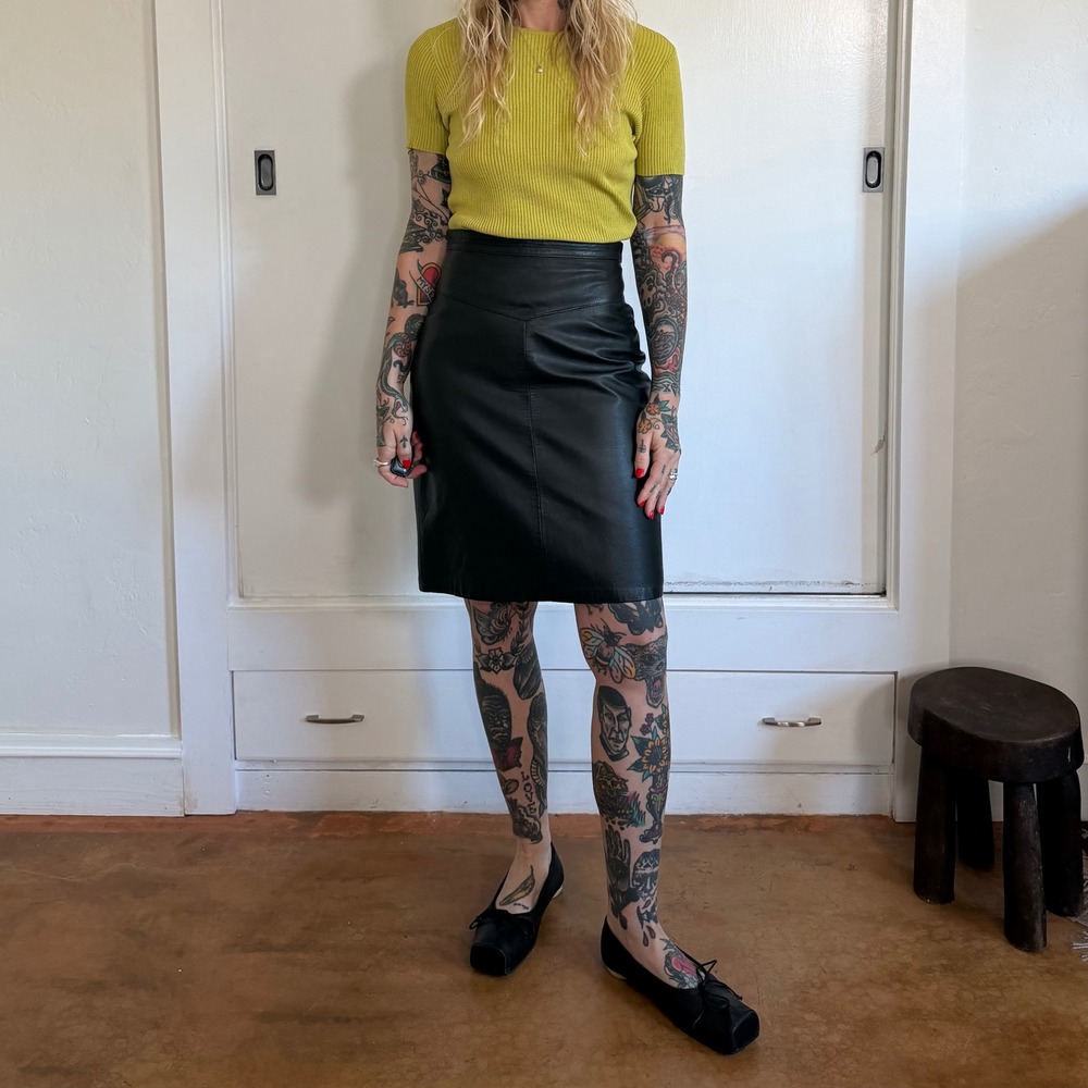 Vintage Outerbound Black Leather Pencil Skirt High Waisted Size 7/8